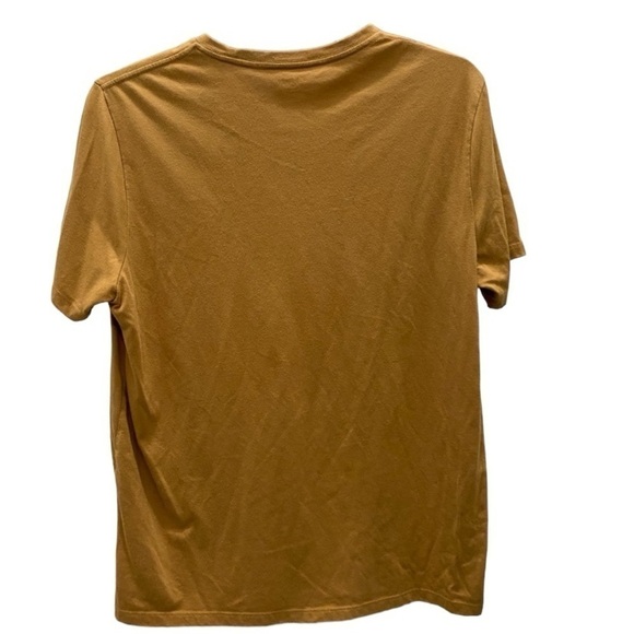 Men’s Old Navy Graphic Tee - Picture 2 of 4